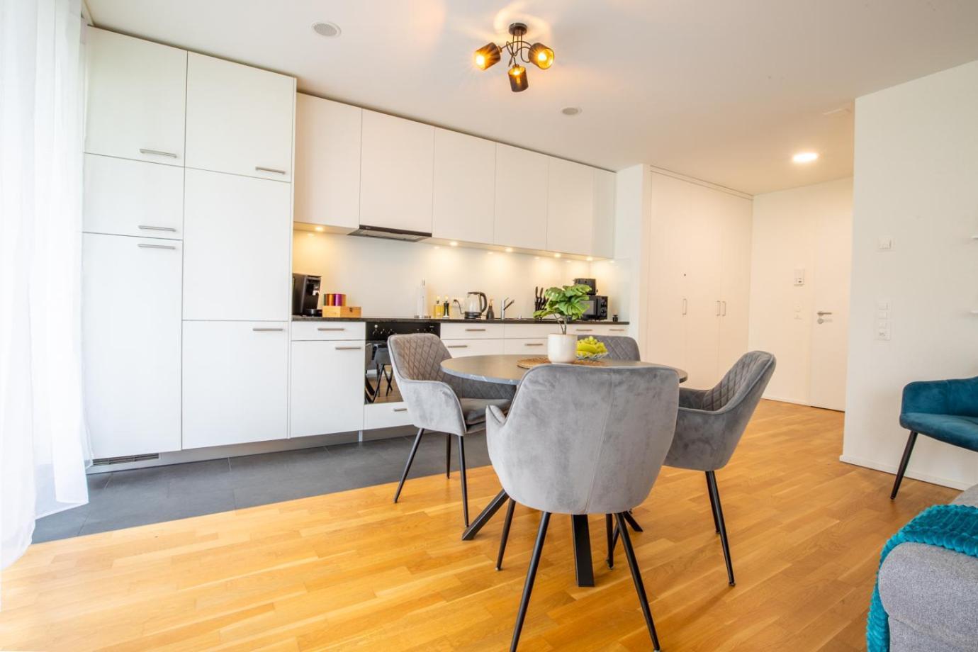 Special Einstein Iiv Apartment, Messe Kleinbasel 10-Star Exteriör bild